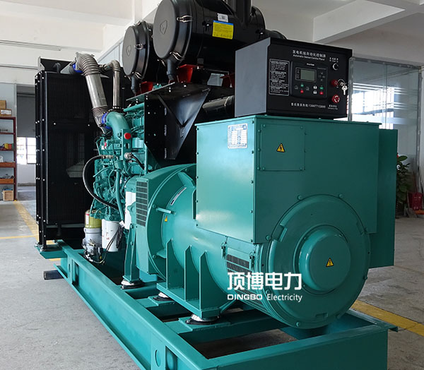 柴油發(fā)電機組 柴油發(fā)電機組